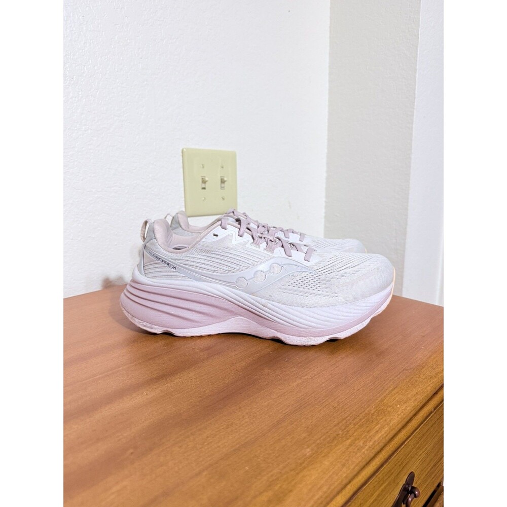 Saucony Hurricane 24 Running Shoes Women's Size 11 White Pink Cushioned